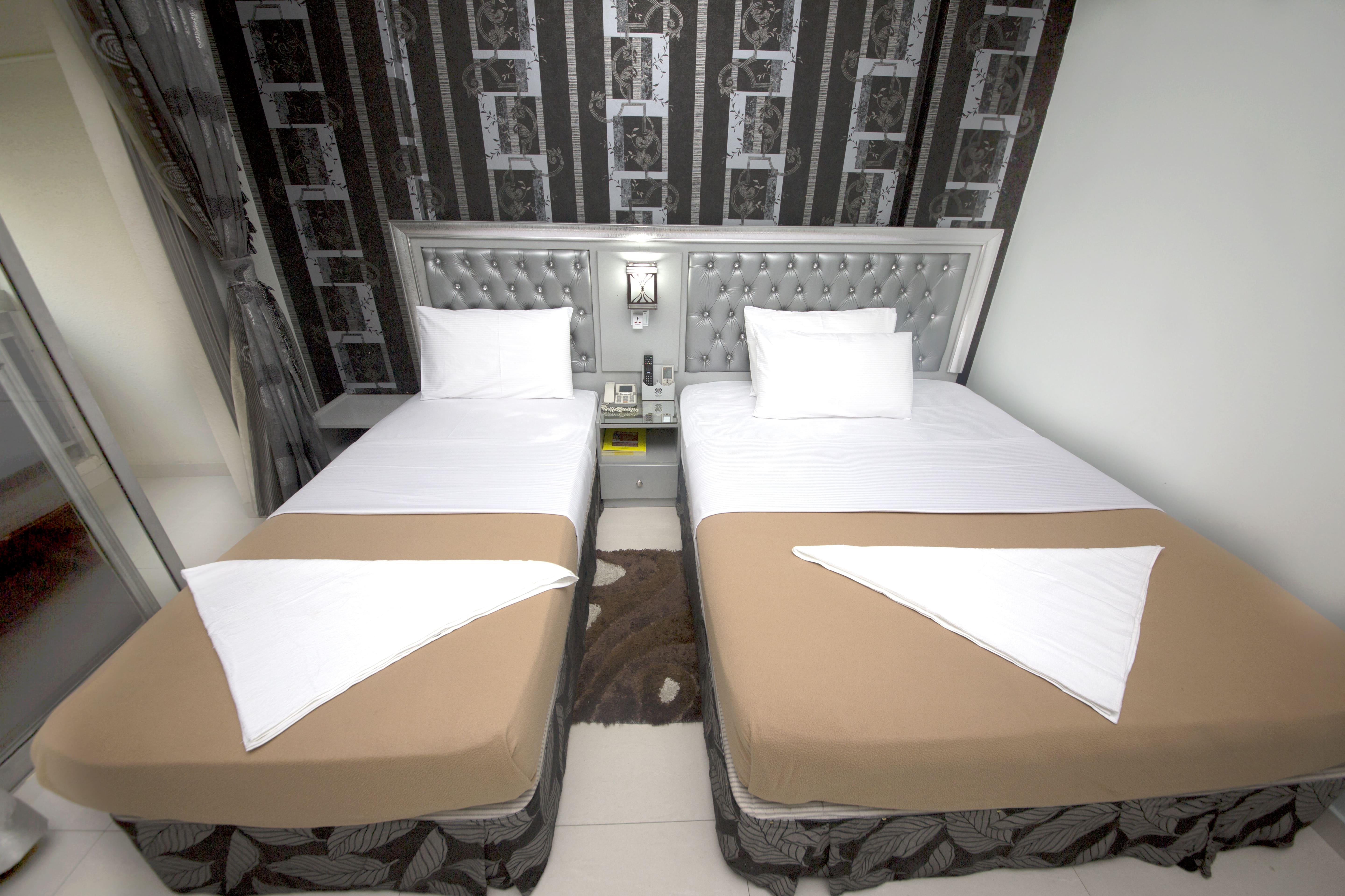 White Fort Hotel Dubai Exterior photo