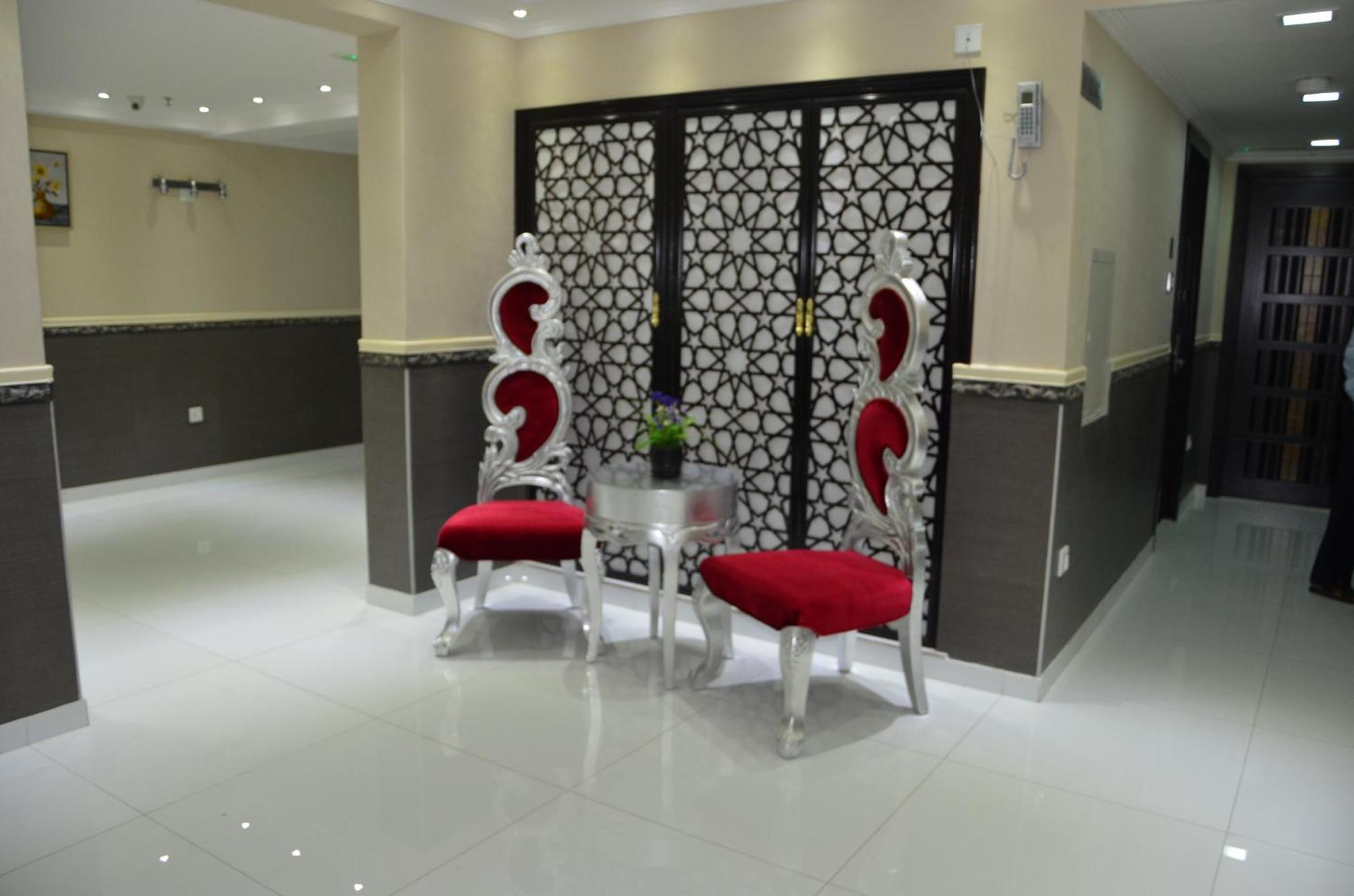 White Fort Hotel Dubai Exterior photo